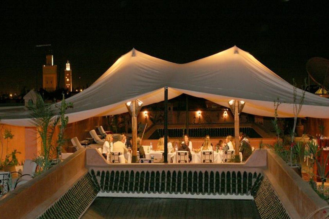Riad Palais Calipau Marrakesch Exterior foto A tent in the hotel